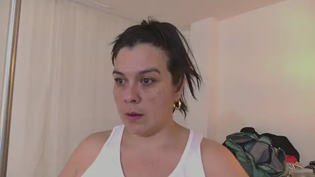 martina foxy  online show from December 20, 2025, 12:46 am