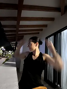 Andromeda-jade online show from December 15, 2025, 3:23 am