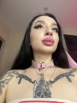 Molly  Moon online show from May 29, 2026, 3:12 am