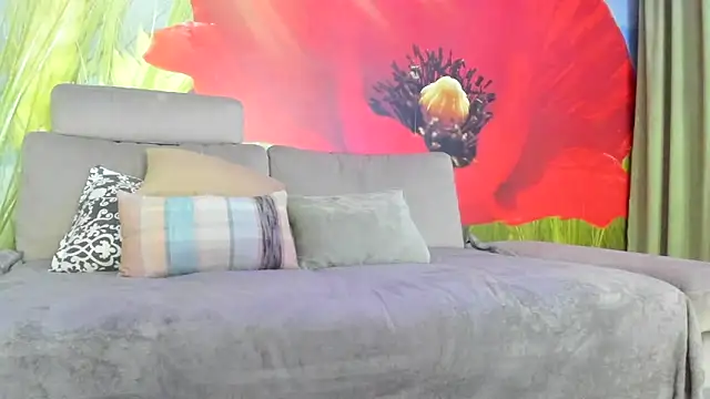 Snapshot of BlowMyXXL chatting on February 11, 2026, 7:36 pm BlowMyXXL online show from February 11, 2026, 7:36 pm