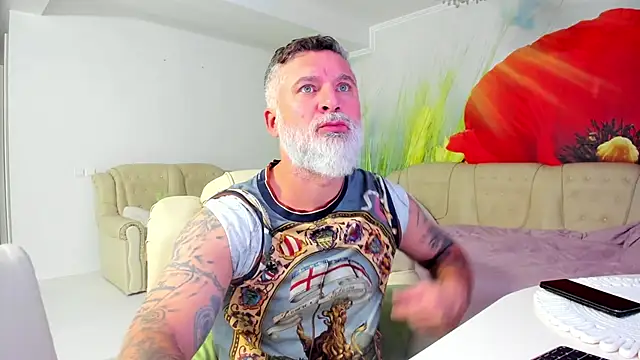 Snapshot of BlowMyXXL chatting on January 10, 2026, 5:19 pm BlowMyXXL online show from January 10, 2026, 5:19 pm