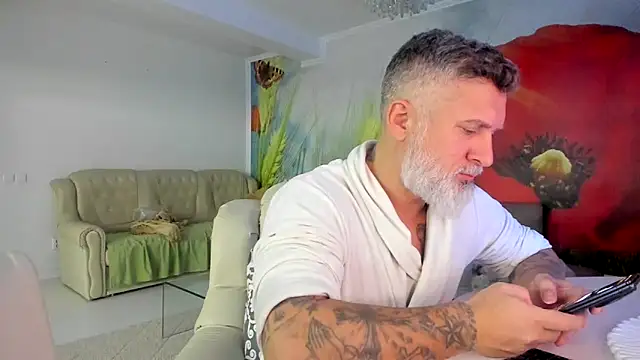 Snapshot of BlowMyXXL chatting on February 6, 2026, 8:16 pm BlowMyXXL online show from February 6, 2026, 8:16 pm