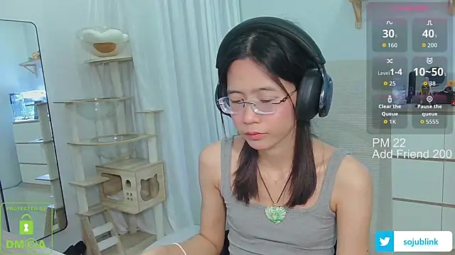 littlemiilk online show from September 25, 2025, 5:46 am