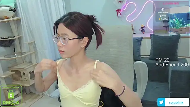 Snapshot of littlemiilk chatting on May 25, 2026, 9:08 am littlemiilk online show from May 25, 2026, 9:08 am