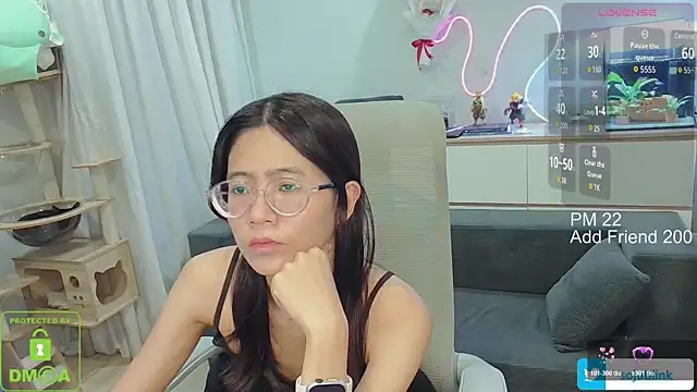 Snapshot of littlemiilk chatting on July 1, 2026, 9:42 am littlemiilk online show from July 1, 2026, 9:42 am