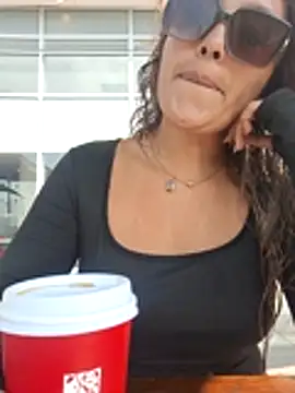 Snapshot of lauramcdowell1 chatting on February 27, 2026, 7:35 pm lauramcdowell1 online show from February 27, 2026, 7:35 pm