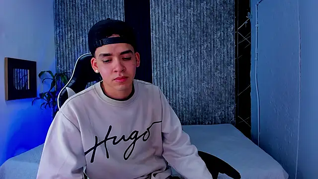 Mike 0233  online show from September 14, 2025, 4:13 am