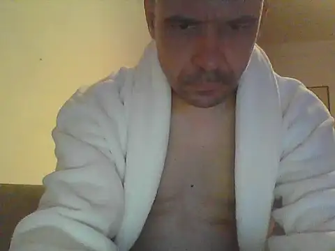 Franc113 online show from December 21, 2025, 7:48 pm