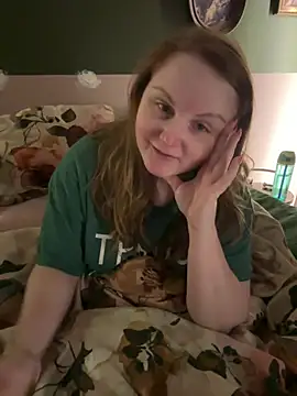 Snapshot of GingerSnap33 chatting on January 29, 2025, 4:36 am GingerSnap33 online show from January 29, 2025, 4:36 am