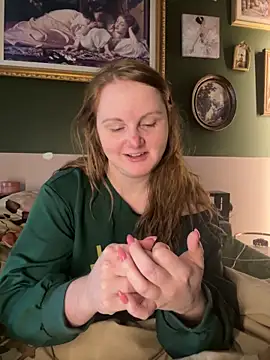 Snapshot of GingerSnap33 chatting on February 9, 2025, 5:11 pm GingerSnap33 online show from February 9, 2025, 5:11 pm