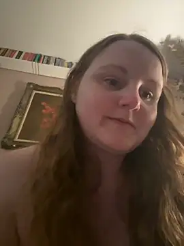 Snapshot of GingerSnap33 chatting on December 3, 2025, 2:56 am GingerSnap33 online show from December 3, 2025, 2:56 am