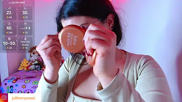 juli05star20 online show from November 22, 2025, 1:59 am