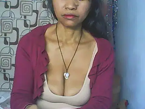 Snapshot of nene_belle chatting on June 28, 2026, 9:15 am nene belle online show from June 28, 2026, 9:15 am