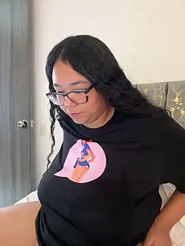 XMara online show from February 2, 2026, 5:01 pm