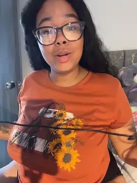 XMara online show from March 28, 2026, 8:10 pm