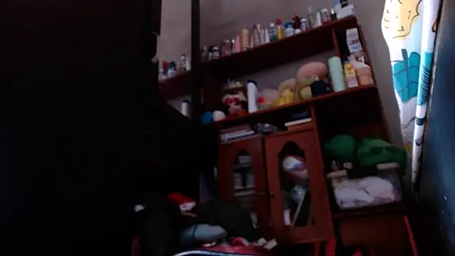 Snapshot of lilithanderson chatting on December 17, 2025, 5:40 pm lilithanderson online show from December 17, 2025, 5:40 pm