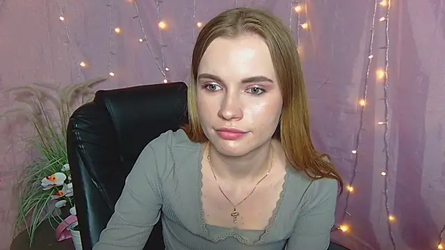 MargaritaKiss online show from April 28, 2026, 7:51 pm