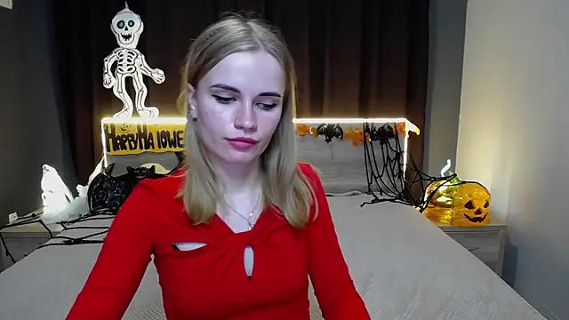 Snapshot of MargaritaKiss chatting on October 25, 2025, 7:36 pm MargaritaKiss online show from October 25, 2025, 7:36 pm