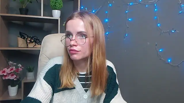 Snapshot of MargaritaKiss chatting on December 1, 2025, 7:37 pm MargaritaKiss online show from December 1, 2025, 7:37 pm