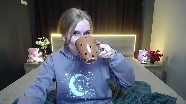 Snapshot of MargaritaKiss chatting on November 7, 2025, 8:02 pm MargaritaKiss online show from November 7, 2025, 8:02 pm