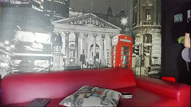 Snapshot of CloeRodriguez chatting on April 12, 2026, 3:04 pm CloeRodriguez online show from April 12, 2026, 3:04 pm