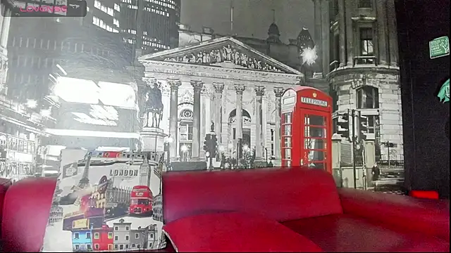 Snapshot of CloeRodriguez chatting on January 19, 2026, 2:32 pm CloeRodriguez online show from January 19, 2026, 2:32 pm