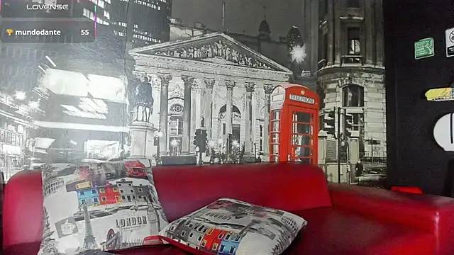 Snapshot of CloeRodriguez chatting on March 3, 2026, 9:11 pm CloeRodriguez online show from March 3, 2026, 9:11 pm