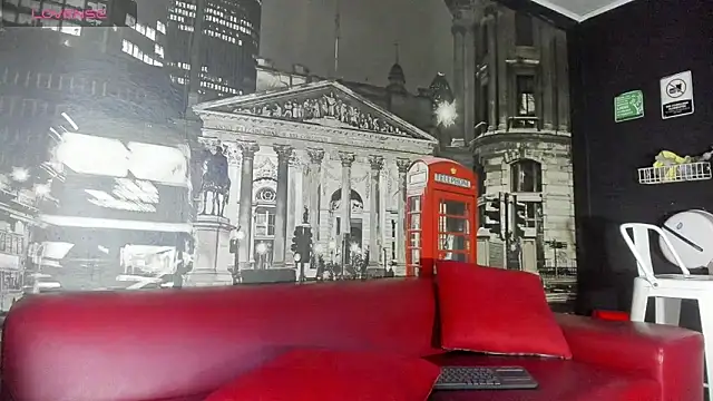 Snapshot of CloeRodriguez chatting on March 8, 2026, 9:18 pm CloeRodriguez online show from March 8, 2026, 9:18 pm