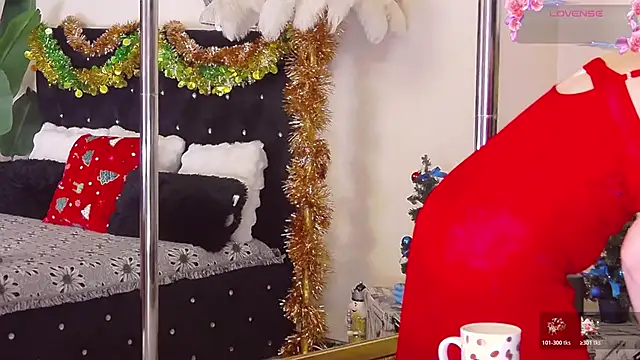 Snapshot of Estheraa chatting on December 22, 2025, 5:18 am Estheraa online show from December 22, 2025, 5:18 am