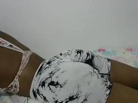 Snapshot of sly_minah chatting on November 20, 2025, 4:57 am sly minah online show from November 20, 2025, 4:57 am