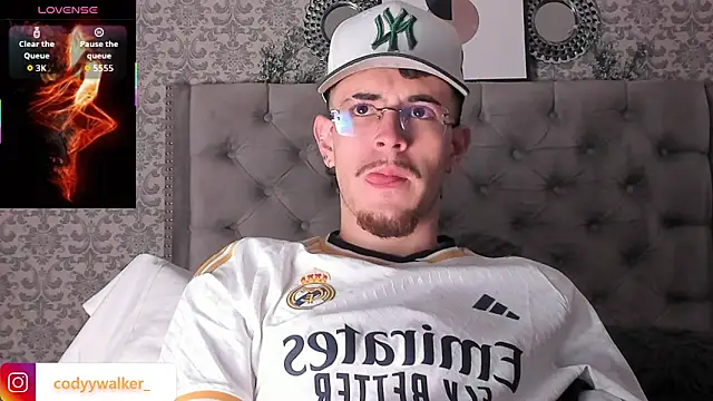 Snapshot of CodyWalkerR chatting on January 8, 2026, 5:30 pm CodyWalkerR online show from January 8, 2026, 5:30 pm