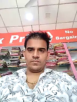 Snapshot of absoluteright chatting on November 6, 2025, 6:06 am absoluteright online show from November 6, 2025, 6:06 am