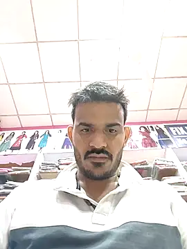 Snapshot of absoluteright chatting on December 14, 2024, 12:11 pm absoluteright online show from December 14, 2024, 12:11 pm