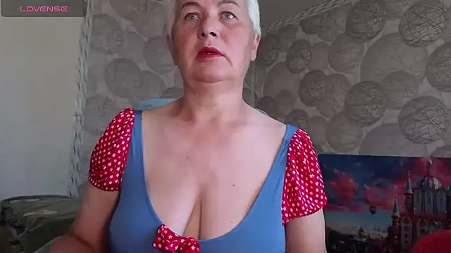 Snapshot of NicoleOlla chatting on June 7, 2026, 2:06 am NicoleOlla online show from June 7, 2026, 2:06 am