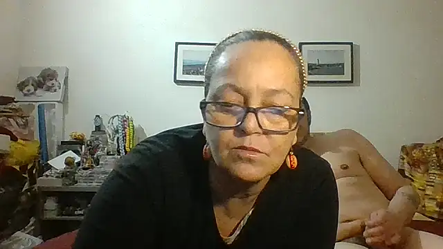 Snapshot of brasiliana49 chatting on April 18, 2026, 3:53 am brasiliana49 online show from April 18, 2026, 3:53 am