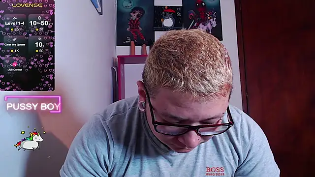 Snapshot of princeFtm chatting on February 3, 2025, 1:08 pm princeFtm online show from February 3, 2025, 1:08 pm