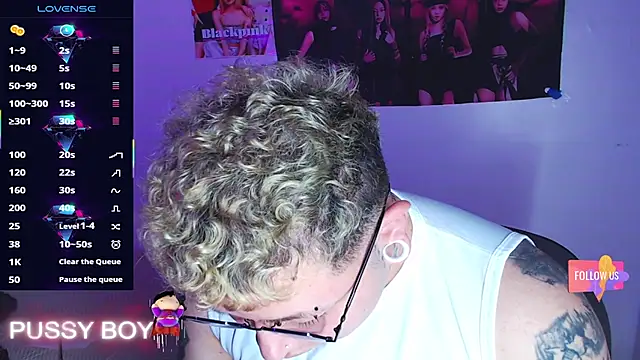 Snapshot of princeFtm chatting on February 5, 2026, 4:14 pm princeFtm online show from February 5, 2026, 4:14 pm