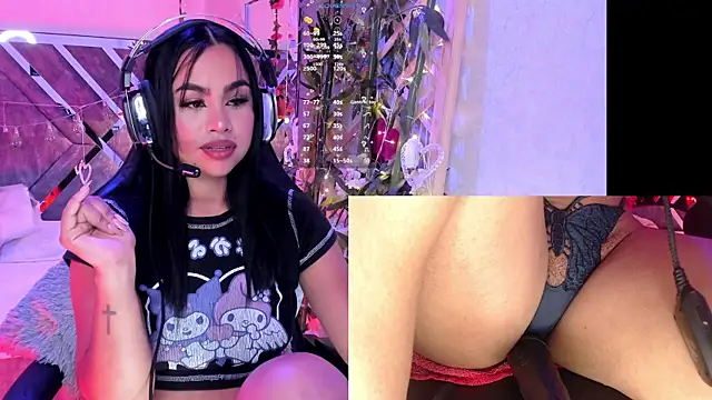 Snapshot of Alice_Roys chatting on April 20, 2026, 1:03 pm Alice Roys online show from April 20, 2026, 1:03 pm