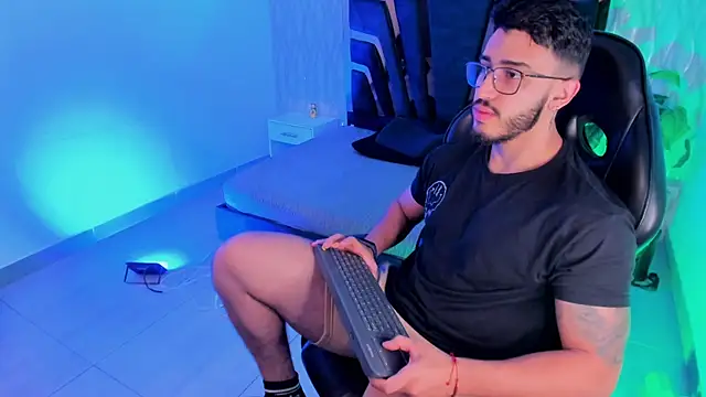 Liam Kleiin online show from December 4, 2025, 11:31 am