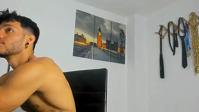 Snapshot of JuanBlade chatting on October 24, 2025, 2:16 pm JuanBlade online show from October 24, 2025, 2:16 pm