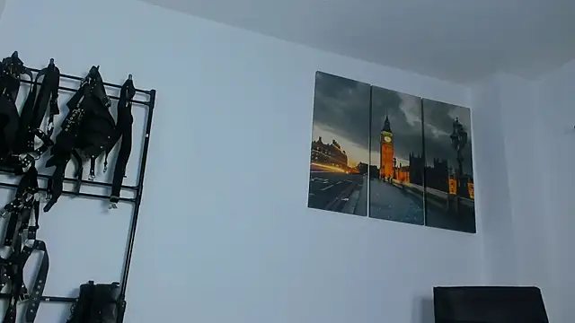 Snapshot of JuanBlade chatting on October 26, 2025, 2:39 pm JuanBlade online show from October 26, 2025, 2:39 pm