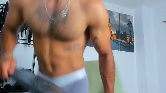 Snapshot of JuanBlade chatting on October 29, 2025, 11:31 am JuanBlade online show from October 29, 2025, 11:31 am