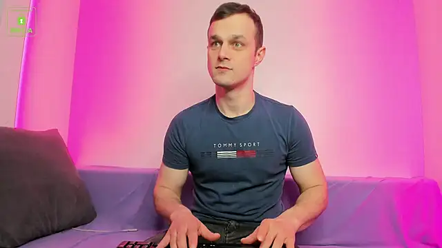 BrandonNorris online show from March 16, 2025, 10:42 pm