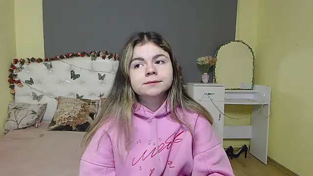 TinaRedly online show from February 24, 2026, 7:09 am