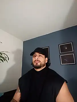 Snapshot of SilvaBranko chatting on November 14, 2025, 2:15 am SilvaBranko online show from November 14, 2025, 2:15 am