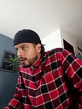 Snapshot of SilvaBranko chatting on December 3, 2025, 2:34 am SilvaBranko online show from December 3, 2025, 2:34 am