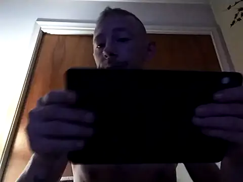 Snapshot of elmerfuddin87 chatting on October 6, 2025, 4:19 pm elmerfuddin87 online show from October 6, 2025, 4:19 pm