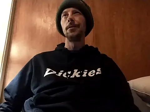 Snapshot of elmerfuddin87 chatting on December 3, 2025, 3:40 am elmerfuddin87 online show from December 3, 2025, 3:40 am