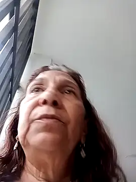 SWEET LOVER01 online show from February 18, 2026, 10:06 pm