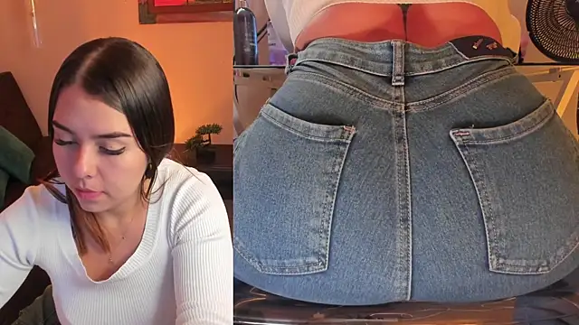 ArianaBaker online show from November 7, 2025, 12:42 pm